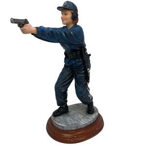 Blue Hats of Bravery Combat Shoot Police Woman Collectible Figure Vanmark 1999